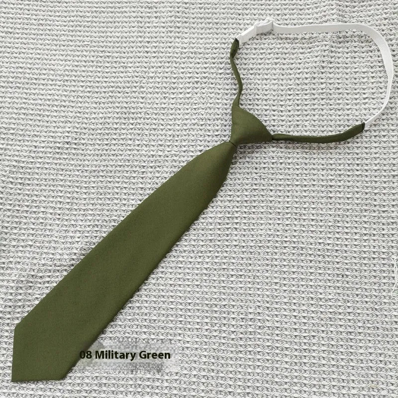 Solid colour cotton bow tie for men in arrow-type style on a white background.