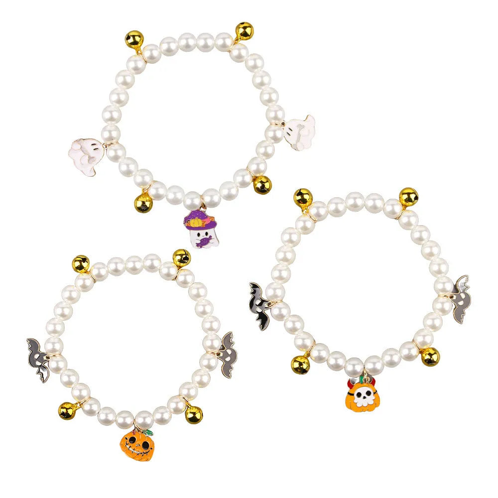 Halloween cat collar with simulated pearl necklace decoration showing pumpkin print patterns