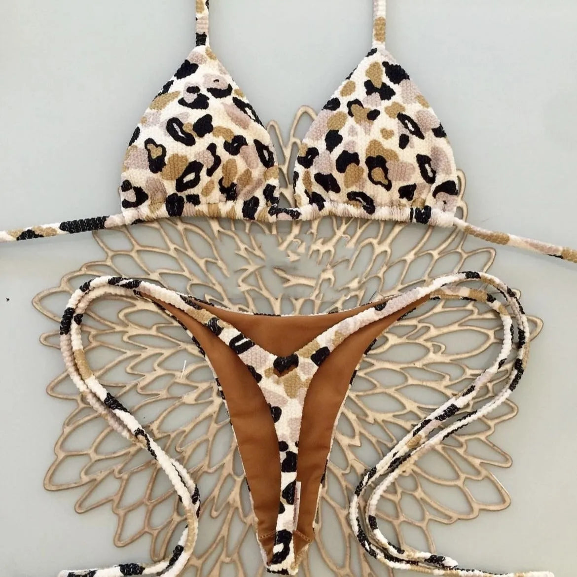 Women's quick-drying bikini swimsuit with cotton lining in three colour variants