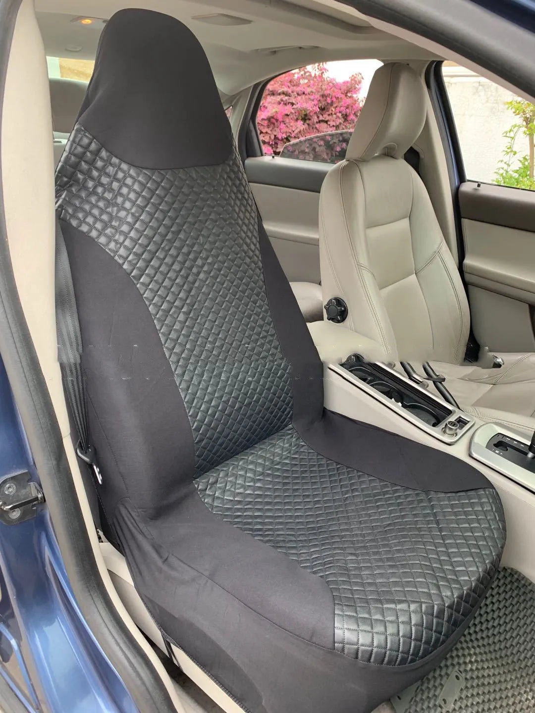 Black quilted automotive seat cover set with PU and polyester construction for bench seat protection
