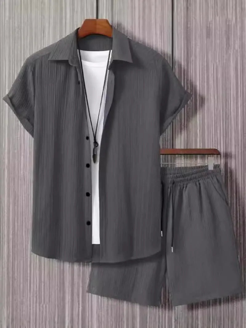 Men's short sleeve suit jacket and matching shorts in chemical fibre blend fabric