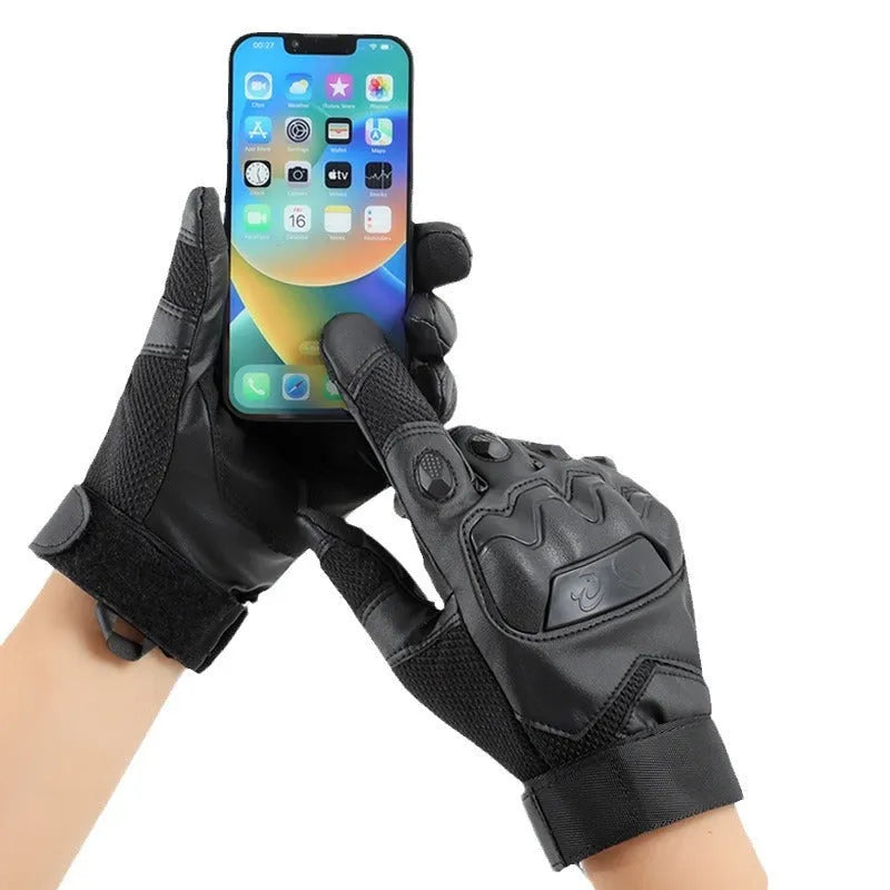 Men's black full-finger tactical gloves with touchscreen fingertips on a hand, showing sizes M L XL.