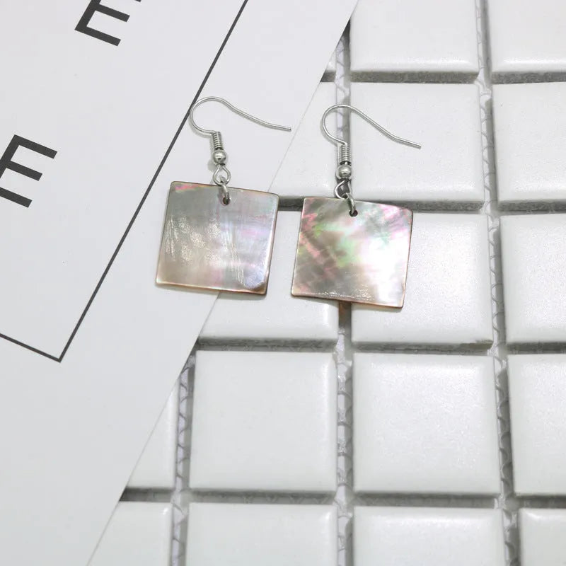 Geometric shell earrings in natural retro style with rectangular or square panther design option