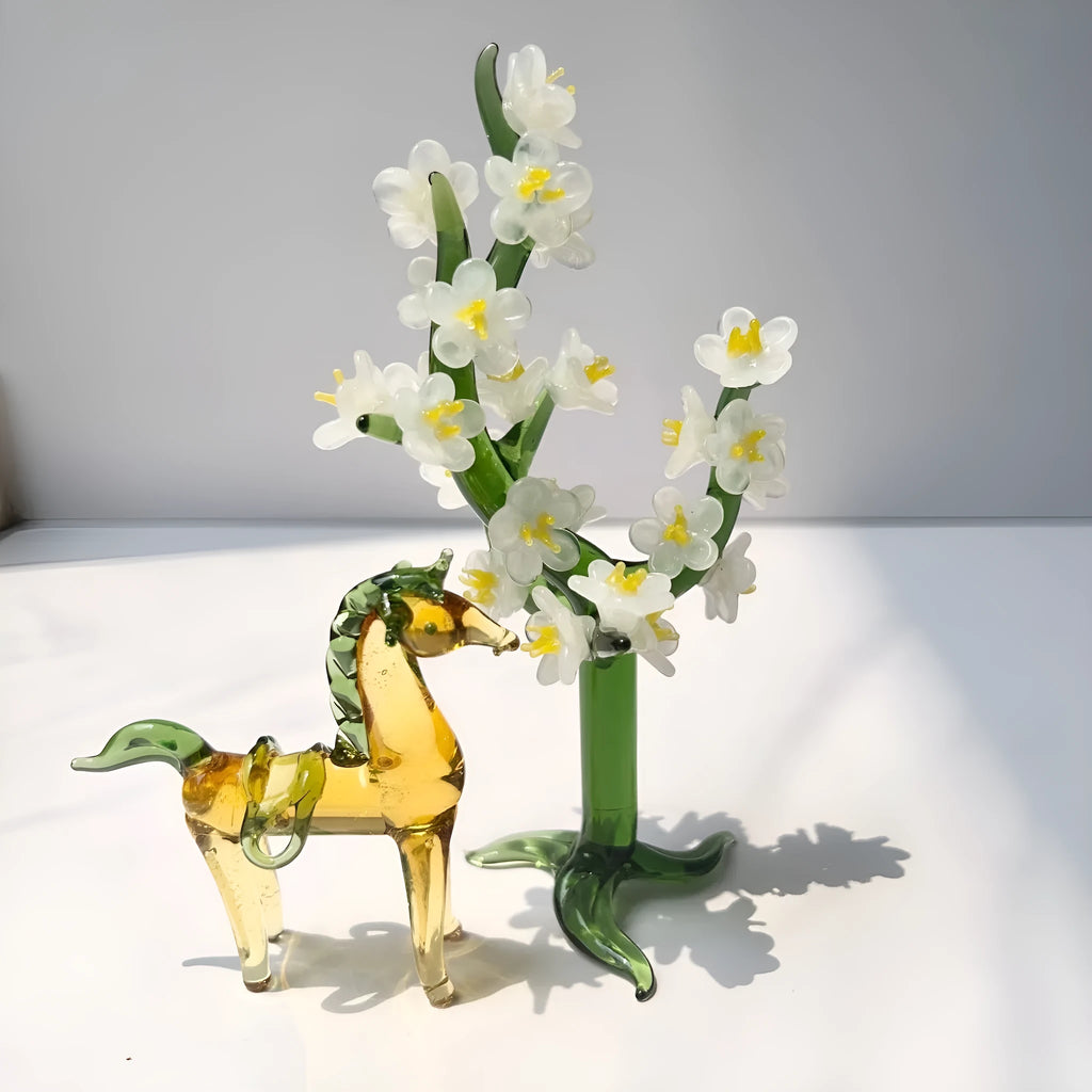 Modern coloured glaze horse ornament for desk decorations in white or brown