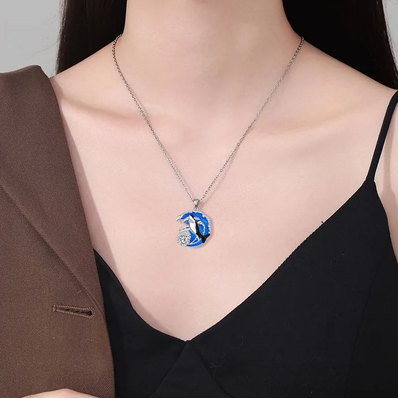 Shark women's necklace with electroplated copper pendant and cross chain design