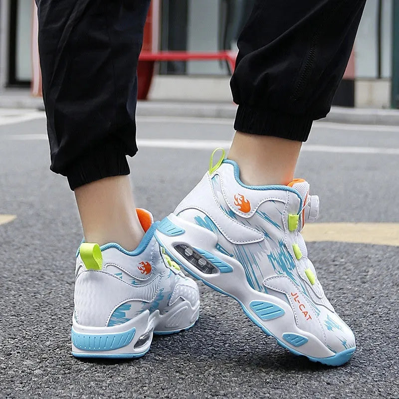 Rotating button running shoes in black synthetic leather with waterproof construction and PU soles