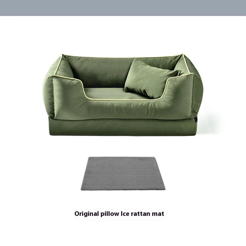 Waterproof dog kennel with removable liner in dark green, auburnumber or rock ash colours