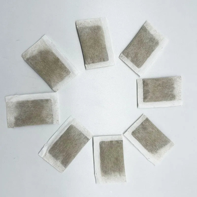 Single catnip tea bag 1 gram in non-woven fabric white background