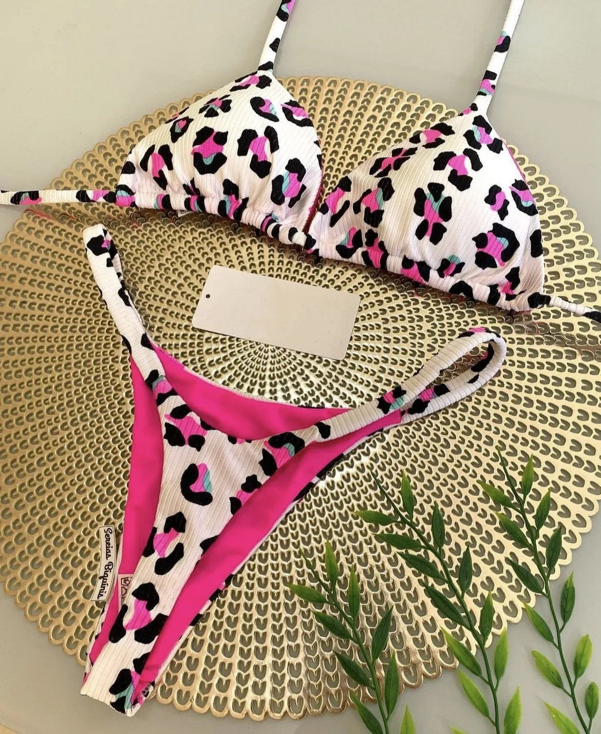 Women's quick-drying bikini swimsuit with cotton lining in three colour variants