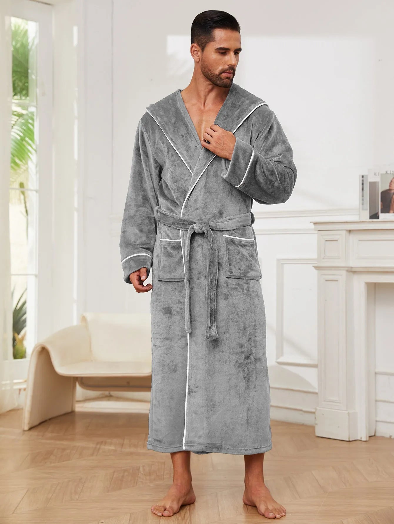 Unisex flannel bathrobe in light gray, dark blue, and black for autumn and winter wear