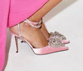 Women's satin sandals with heart-shaped rhinestone decoration and pointed toe holder in black, pink, or white