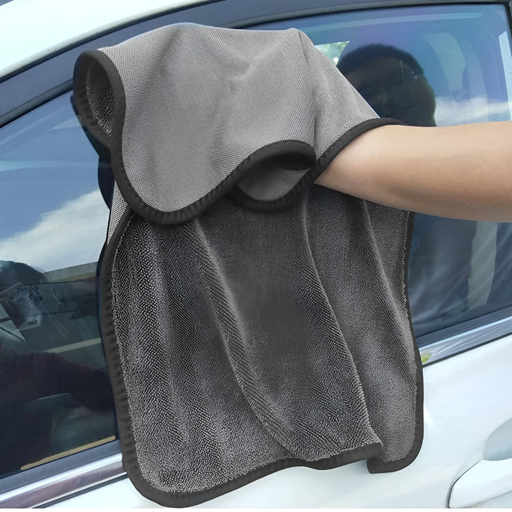 Grey microfiber car wash towel measuring 40cm by 40cm on a solid background.