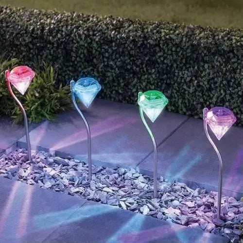 Solar powered garden diamond light with adjustable angle and poly-silicon solar panel