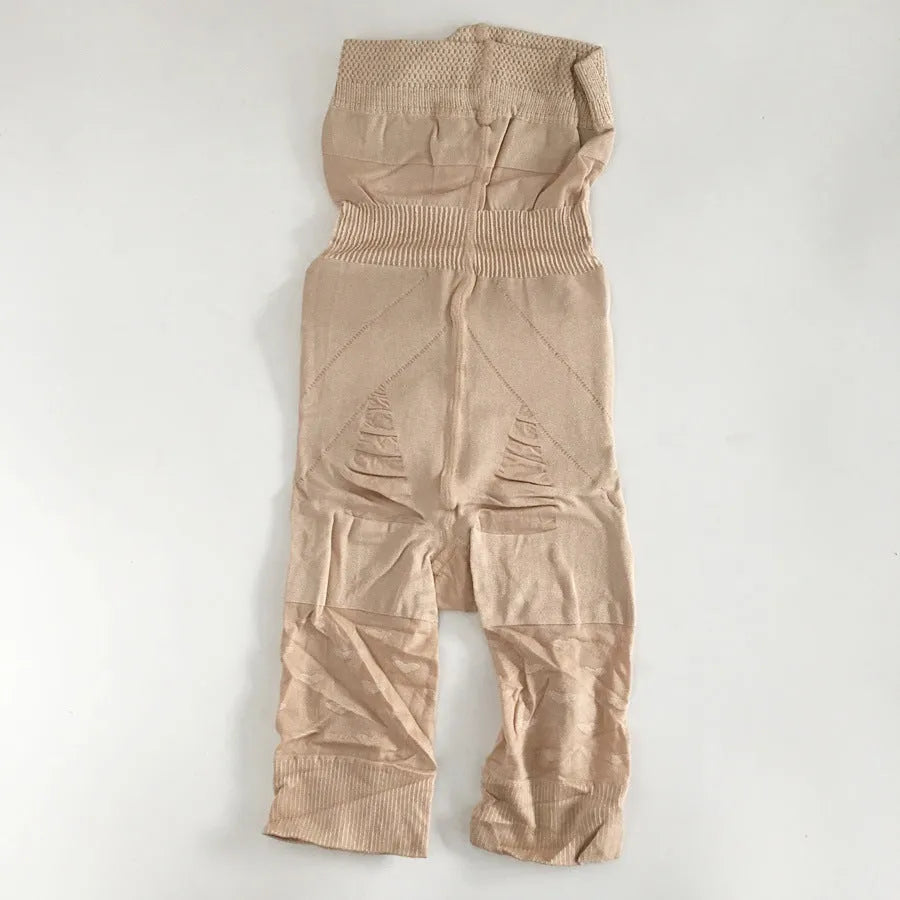 Women's seamless high-waist shapewear shorts in black and nude colours on a mannequin