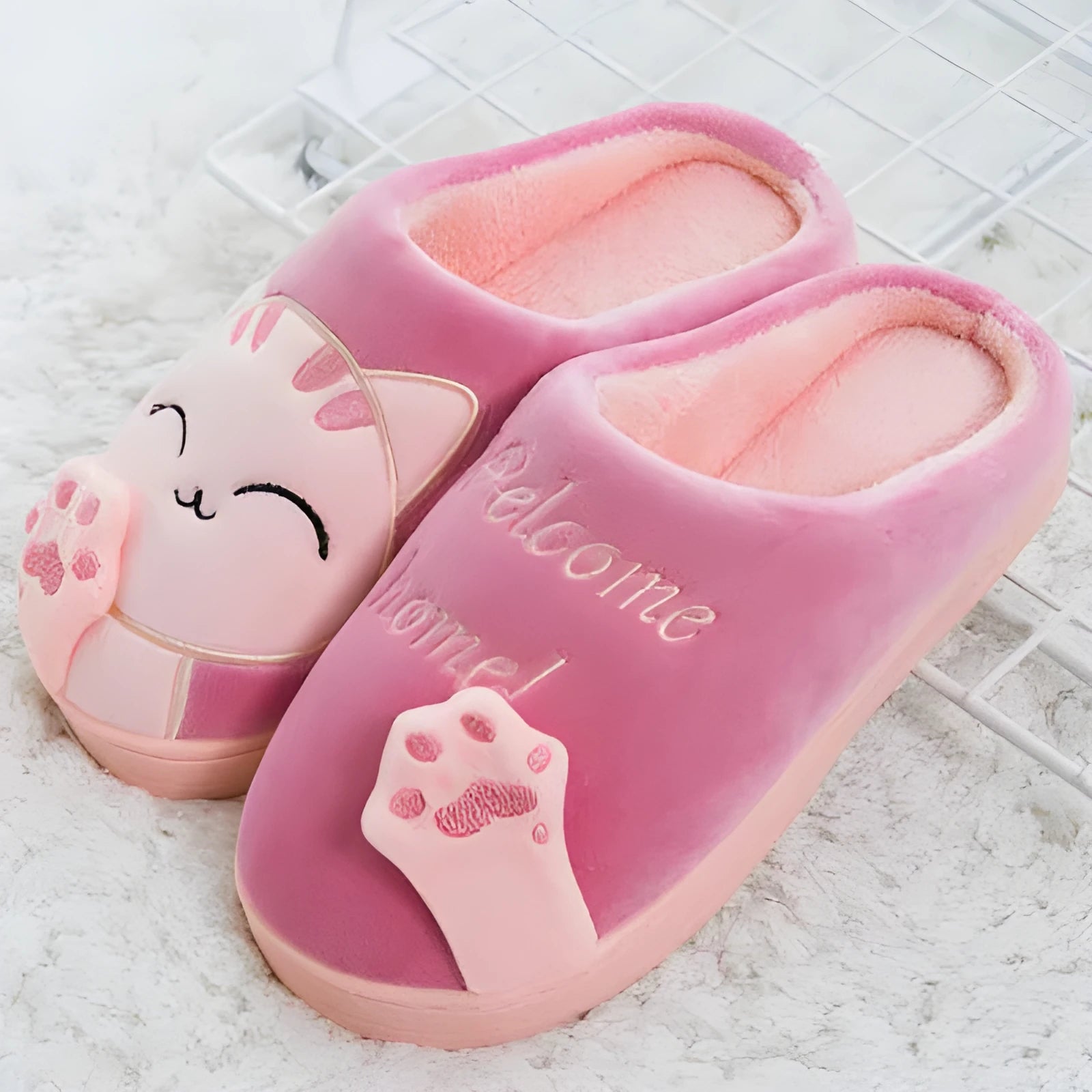 Winter home slippers cartoon cat non-slip soft warm house slippers suede upper in black