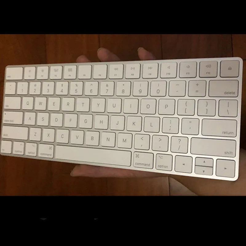 Apple G6 white Bluetooth wireless keyboard with ultra-thin metal case
