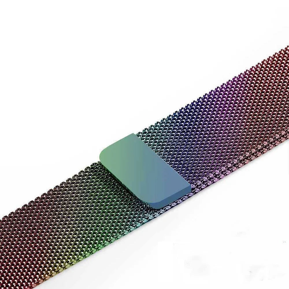 Stainless steel metal watch strap with links, shown in silver, for 38mm and 42mm watch cases.