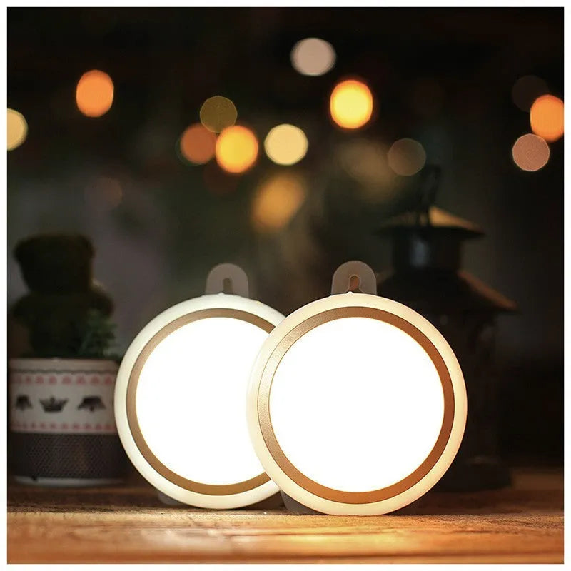 Smart battery-powered motion sensor LED light unit with infrared sensor and 5 LEDs.
