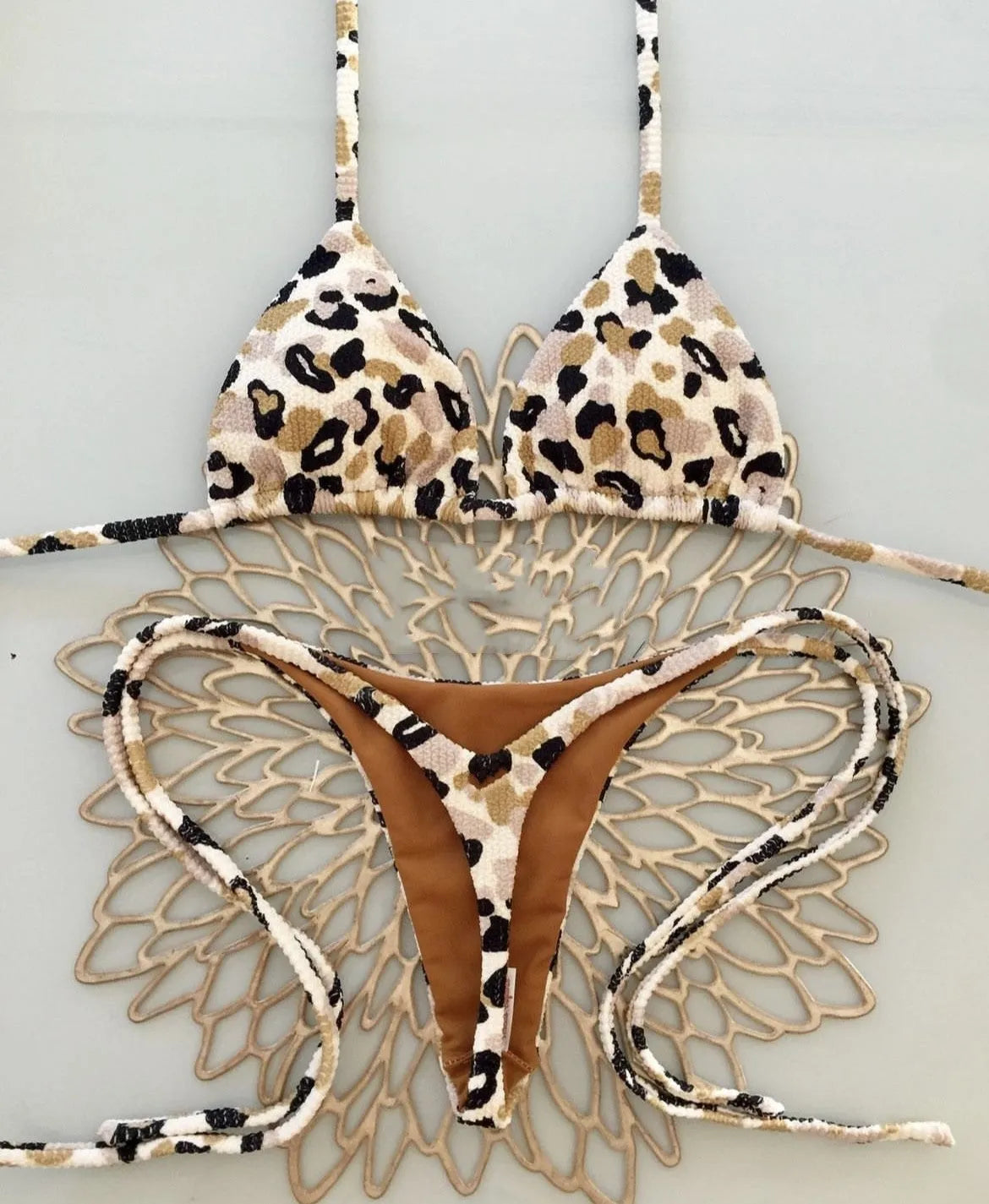Women's quick-drying bikini swimsuit with cotton lining in three colour variants