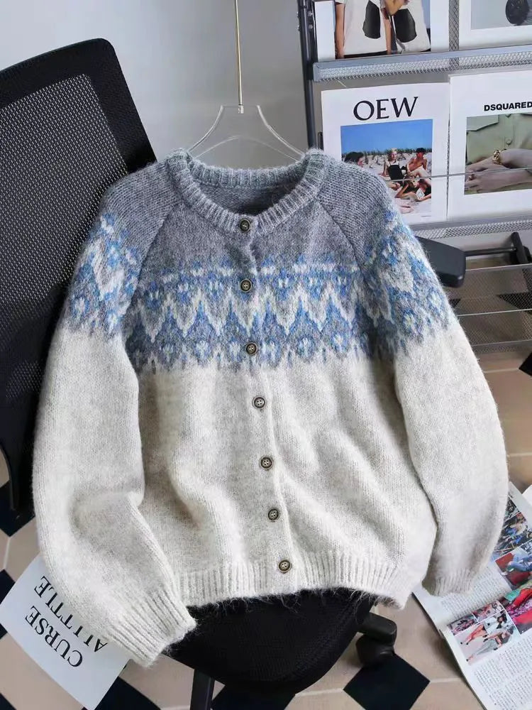 Women's Jacquard knit sweater coat with contrasting colours in loose fit