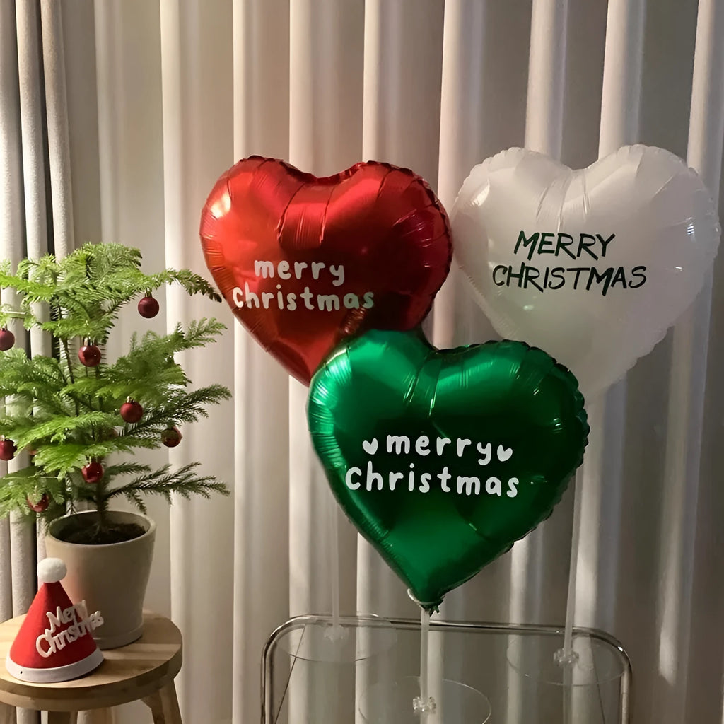 18 inch heart shaped aluminium foil balloon in retro colours white green and red for holiday photo decoration