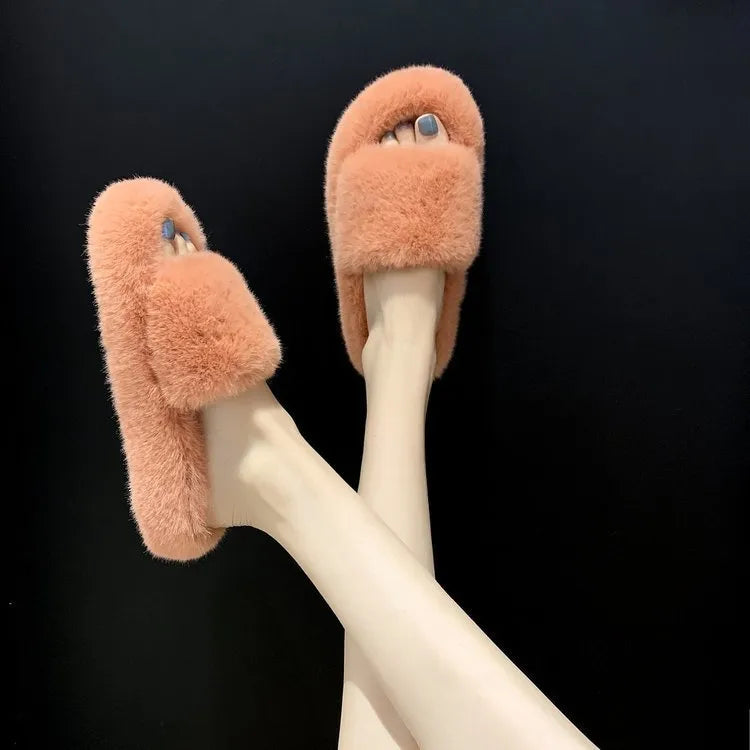 Suede furry slippers with artificial wool insole, round toe, flat heel, available in beige