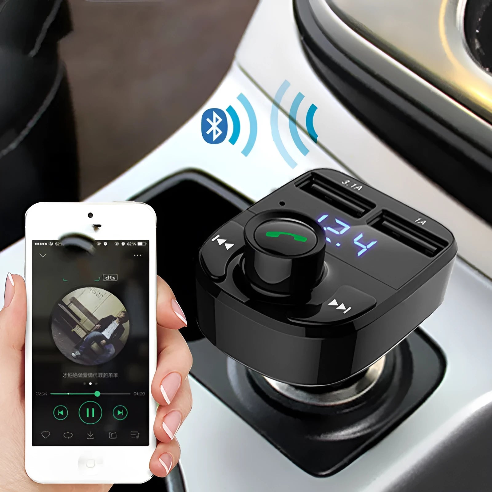 HY82 car Bluetooth MP3 player with FM transmitter installed in vehicle cigarette lighter socket