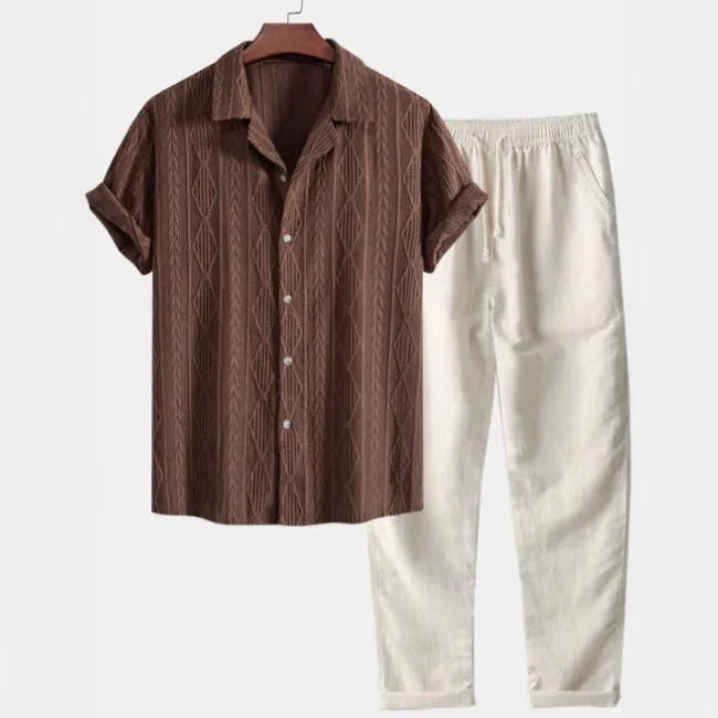 Casual slim fit short-sleeved shirt and trousers suit set with digital camouflage print, cardigan-style lapel.