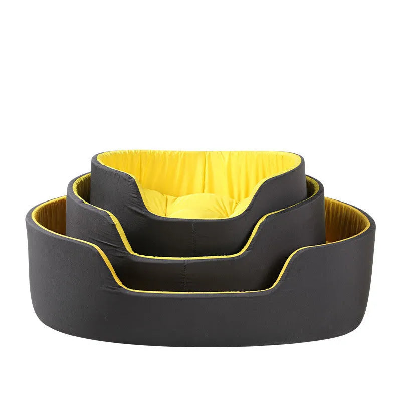 Washable cloth pet kennel in black or green available in small, medium and large sizes