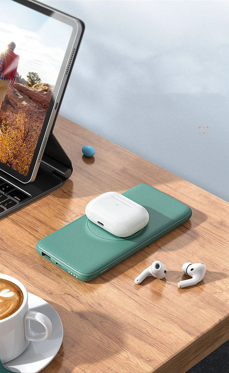 Maiduo Magsafe magnetic wireless power bank in mint green with 20W charging and 10000mAh capacity
