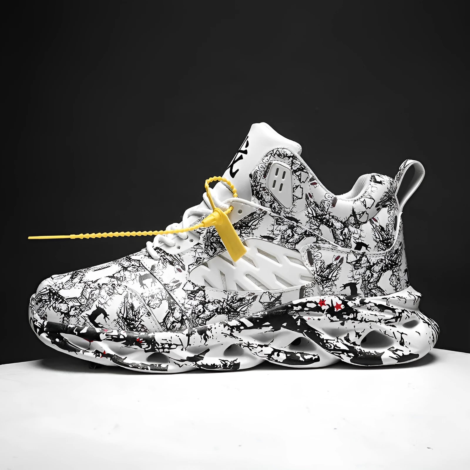 Men's camouflage pattern high-top basketball shoes on a white background