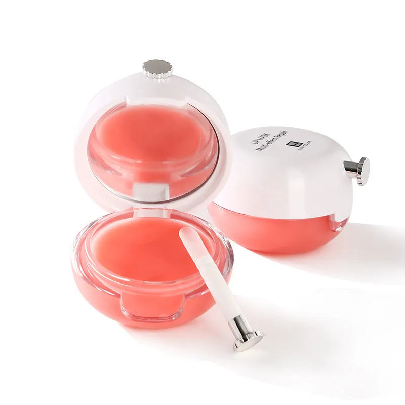 Lip sleeping mask pot with strawberry flavour, 13g, containing grape seed oil for moisturising