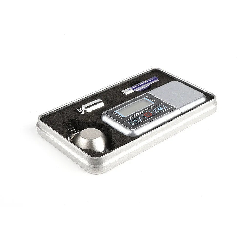 Digital electronic scale for weighing jewellery, herbs and grains with 100g capacity.