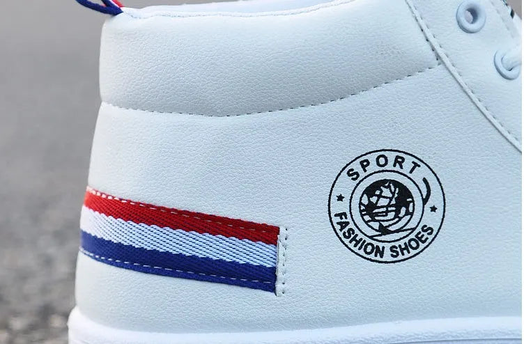 Men's casual shoes with artificial PU upper, white blue colour option