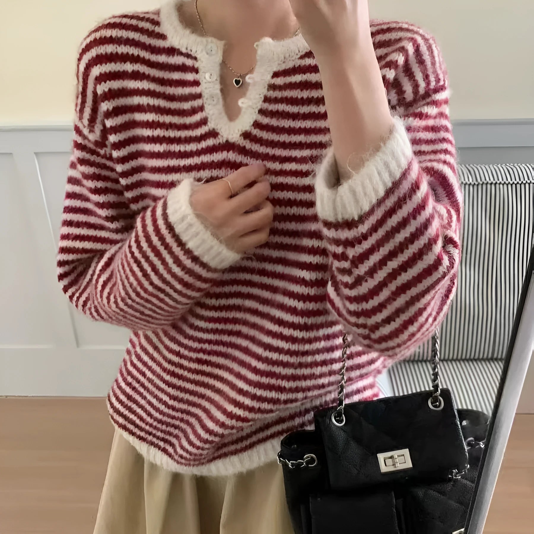 Women's blue stripe cashmere pullover sweater with loose retro style