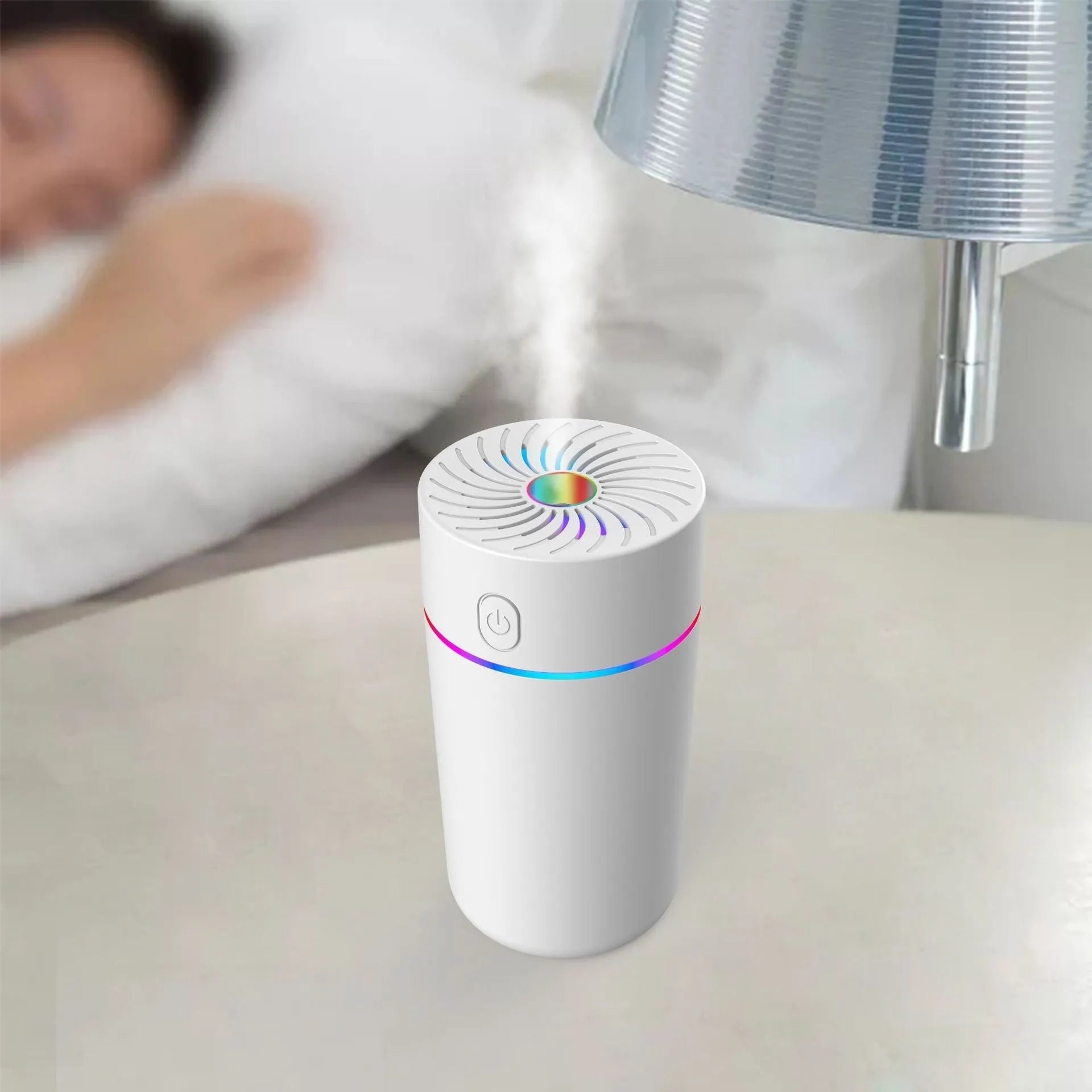 Car USB mini humidifier for automobile aromatherapy with timer function and quiet operation