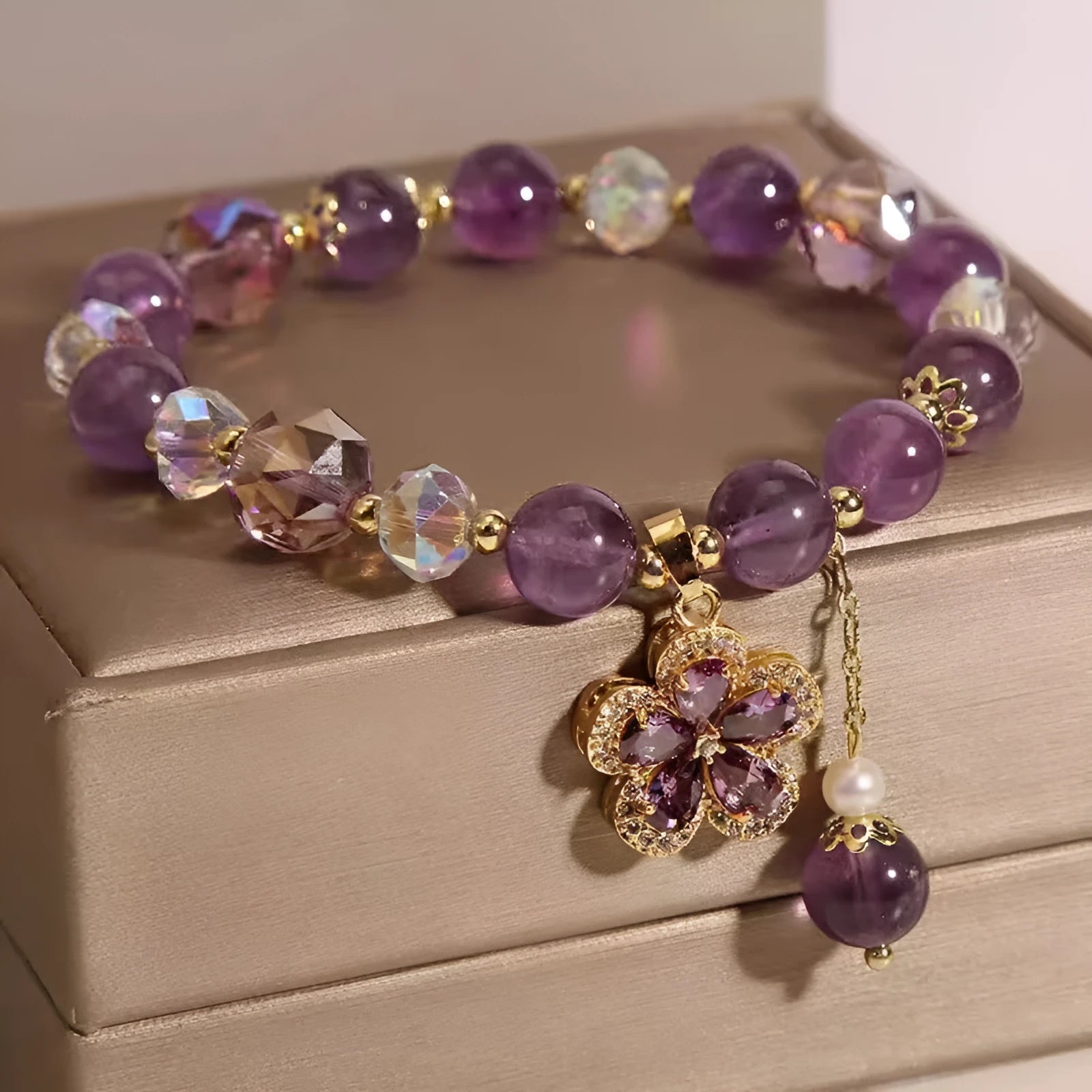 Natural amethyst fox pendant crystal bracelet with antique electroplated finish and five-leaf flower
