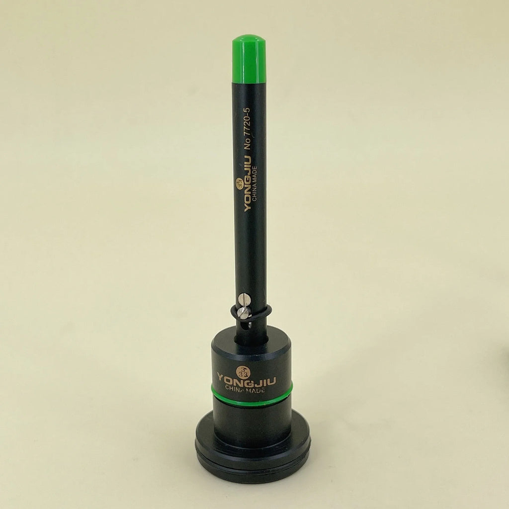 Watch repair oiling pen with fine tip for precision oil application
