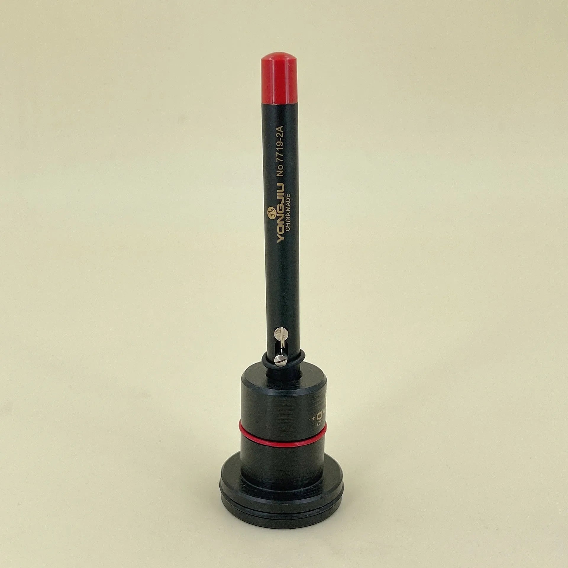 Watch repair oiling pen with fine tip for precision oil application