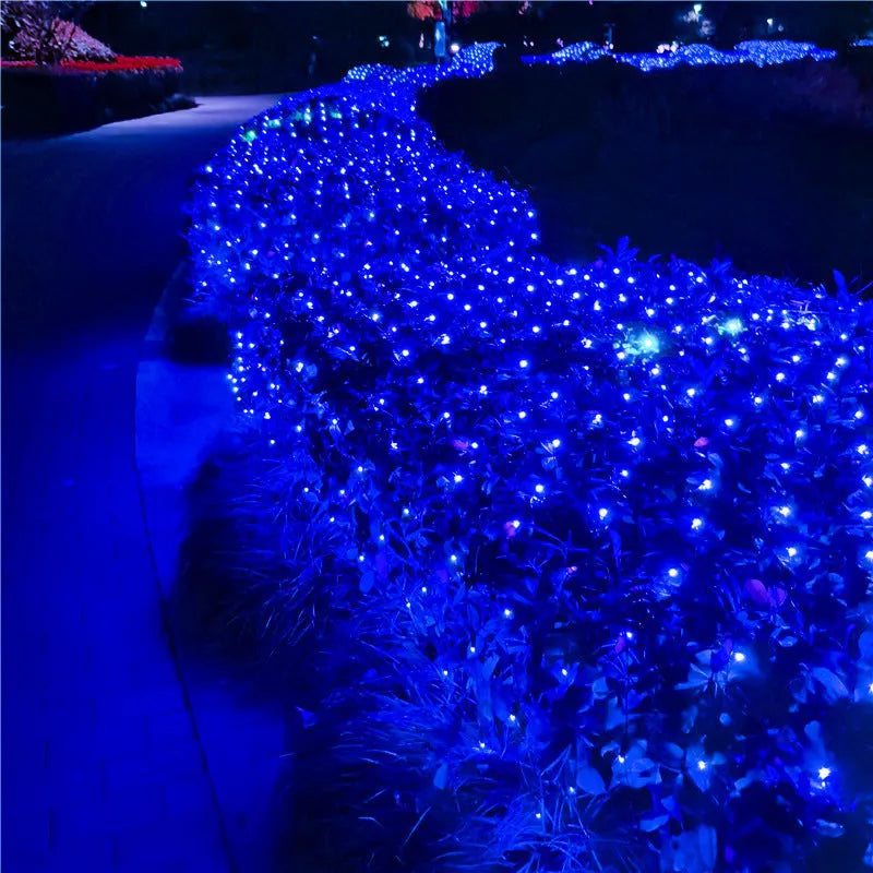 Waterproof fishnet lamp IP44 low voltage 24V in warm white light for garden outdoor use
