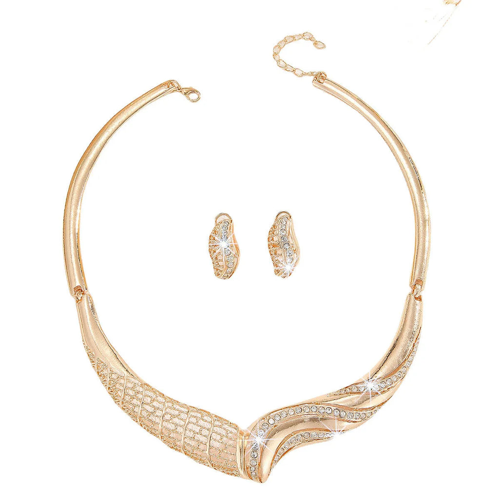 Gold alloy necklace and earrings set for women with electroplated finish and pattern options
