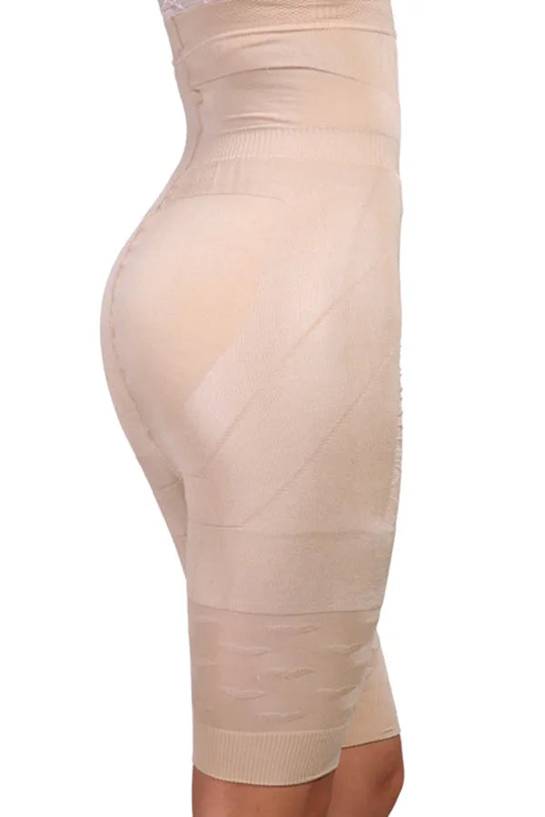 Women's seamless high-waist shapewear shorts in black and nude colours on a mannequin