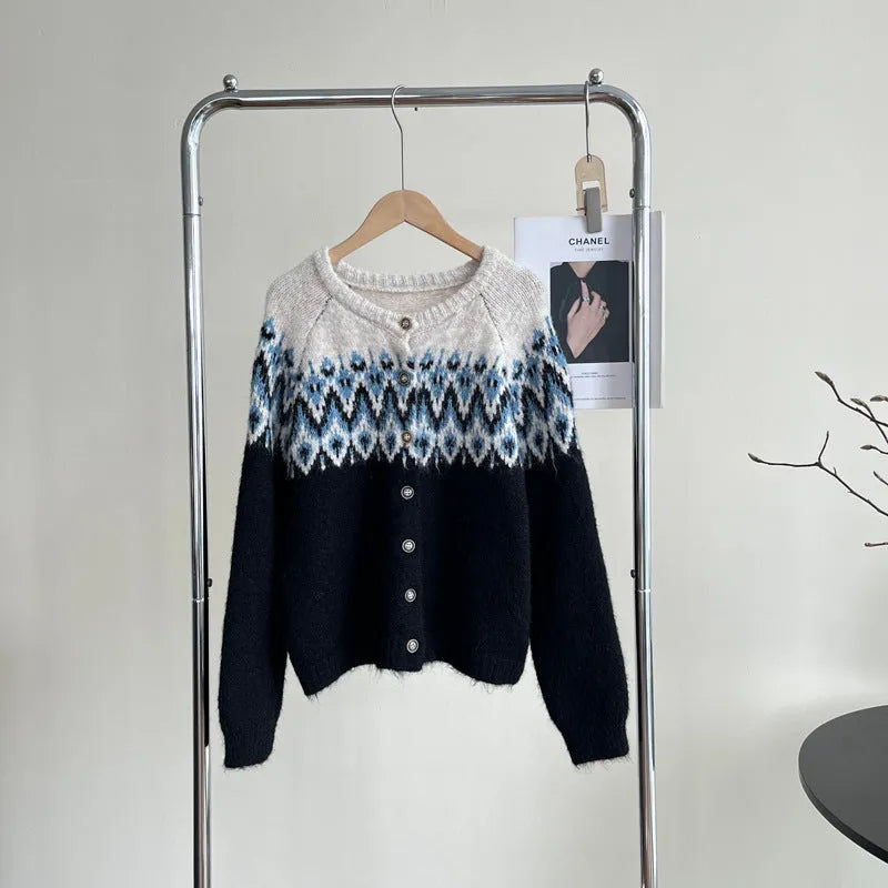 Women's Jacquard knit sweater coat with contrasting colours in loose fit