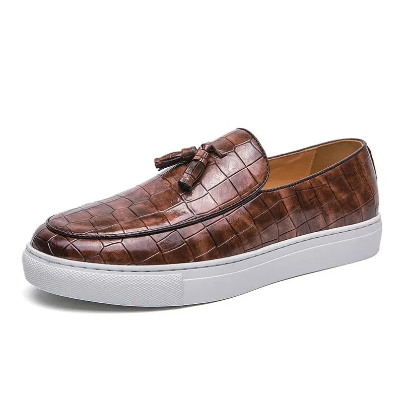 Men's plus size tassel sneakers in black with PU upper and rubber sole