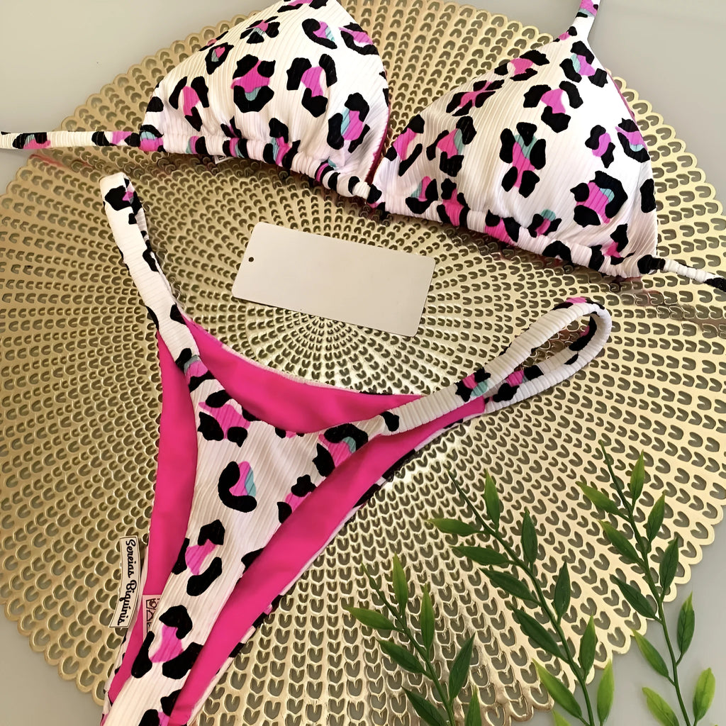 Women's quick-drying bikini swimsuit with cotton lining in three colour variants