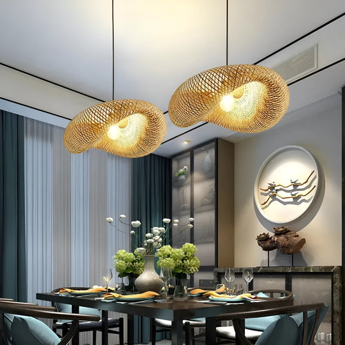 Bamboo straw hat-shaped hanging pendant lamp with woven construction in three diameter sizes