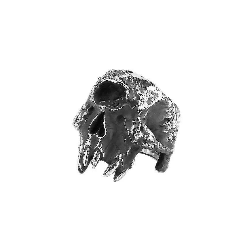 Alloy one-eyed skull ring with electroplated finish in retro style, shown in silver tone