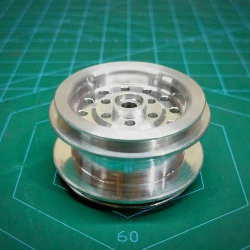 Silver stainless steel RC car wheel with tyre, 68mm outer diameter, 5mm hex fitting for modification parts
