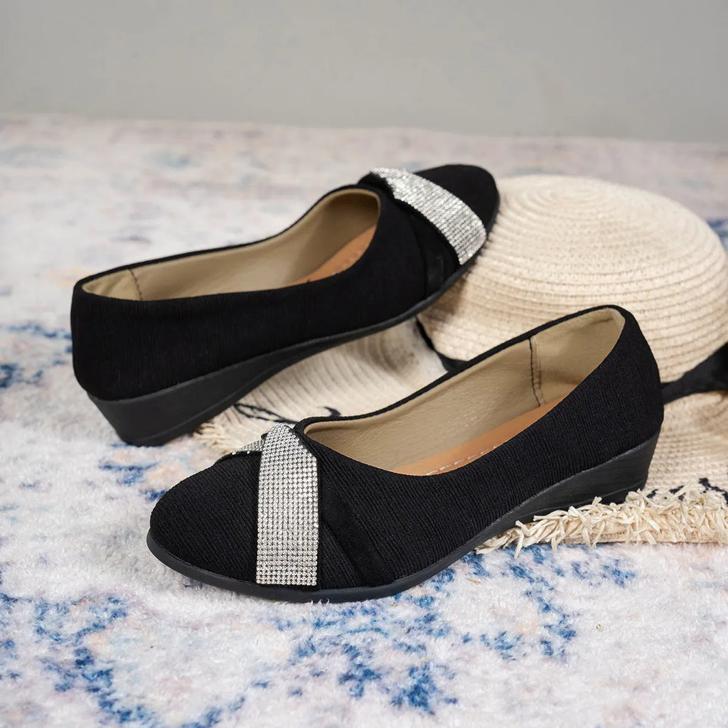 Women's black casual slip-on shoes with rhinestone details, round toe and 6-8cm chunky heel