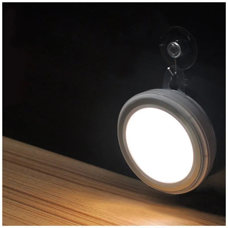 Smart battery-powered motion sensor LED light unit with infrared sensor and 5 LEDs.